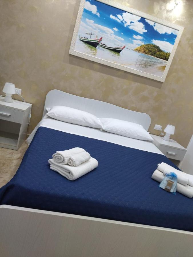 Suite Roma เชฟาลู ภายนอก รูปภาพ