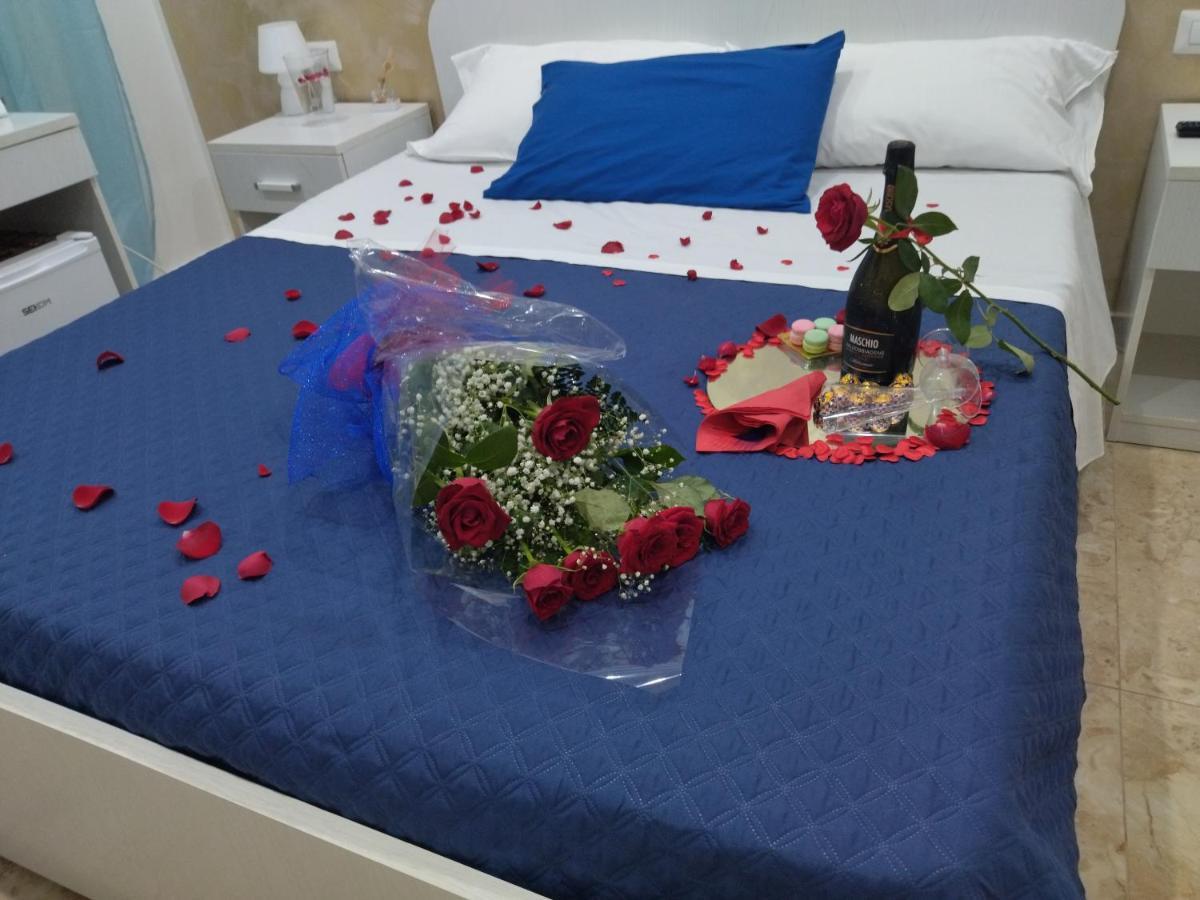 Suite Roma เชฟาลู ภายนอก รูปภาพ