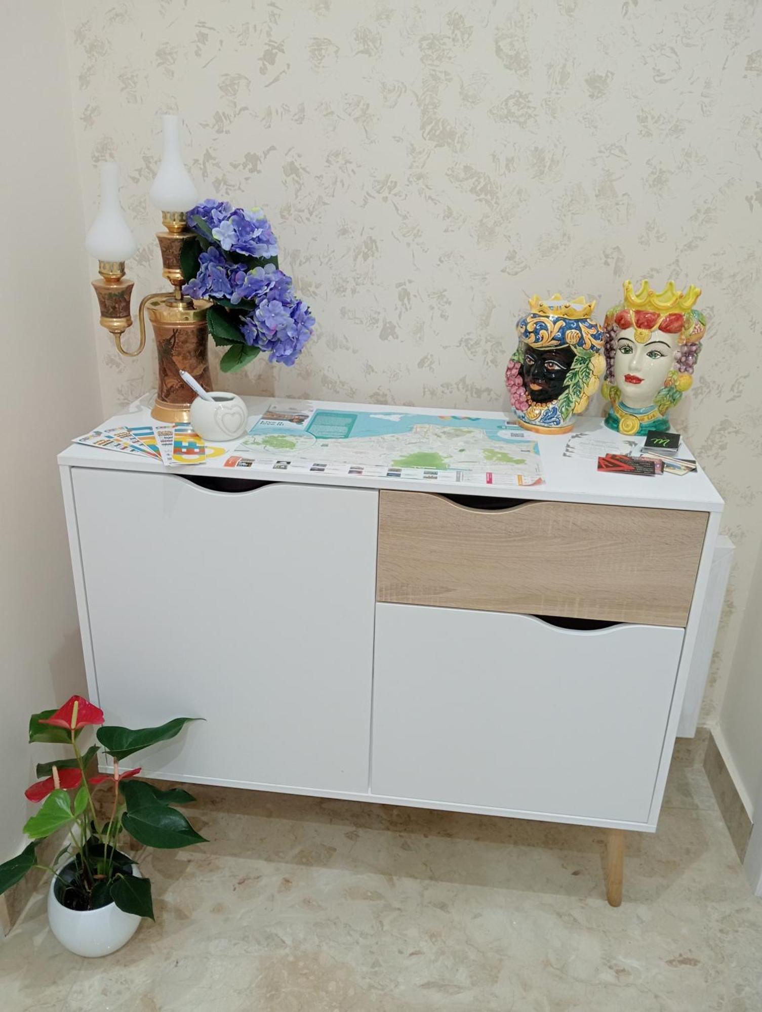 Suite Roma เชฟาลู ภายนอก รูปภาพ